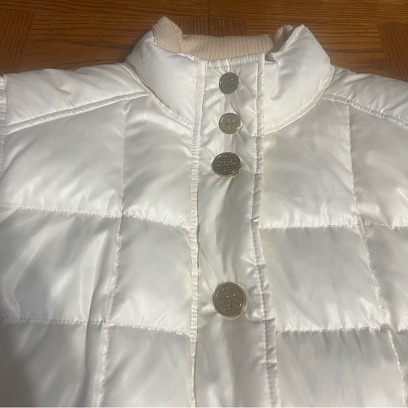 Tory Burch Quilted Puffer Jacket Large Snap Button in Cream Sz L Slim Fit Chic - Picture 6 of 14